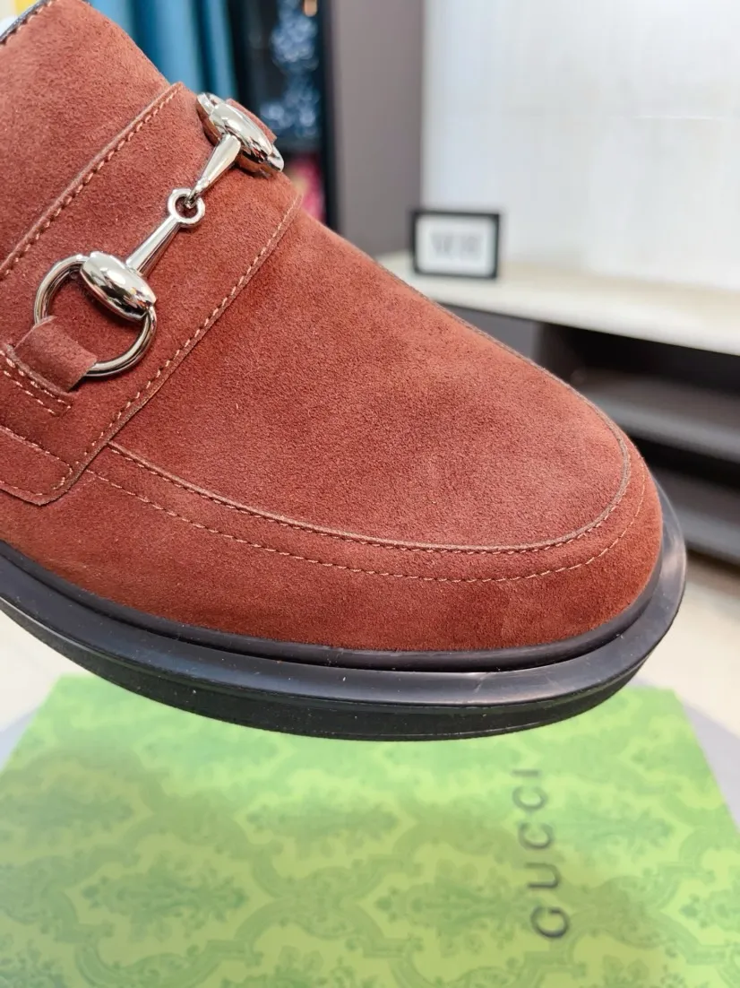 Factory price 520🌹🌹 [GUCCI Gucci] A new style of formal men's leather shoes is here ~ The original quality upper is made of cowhide imported from Italy + soft and delicate leather, comfortable and soft first-layer cowhide lining, rubber wear-resistant outsole, the shoe shape is dignified and domineering, and the luxury charm cannot be concealed! The natural and free nouveau riche leads the trend. Code number: 38-44